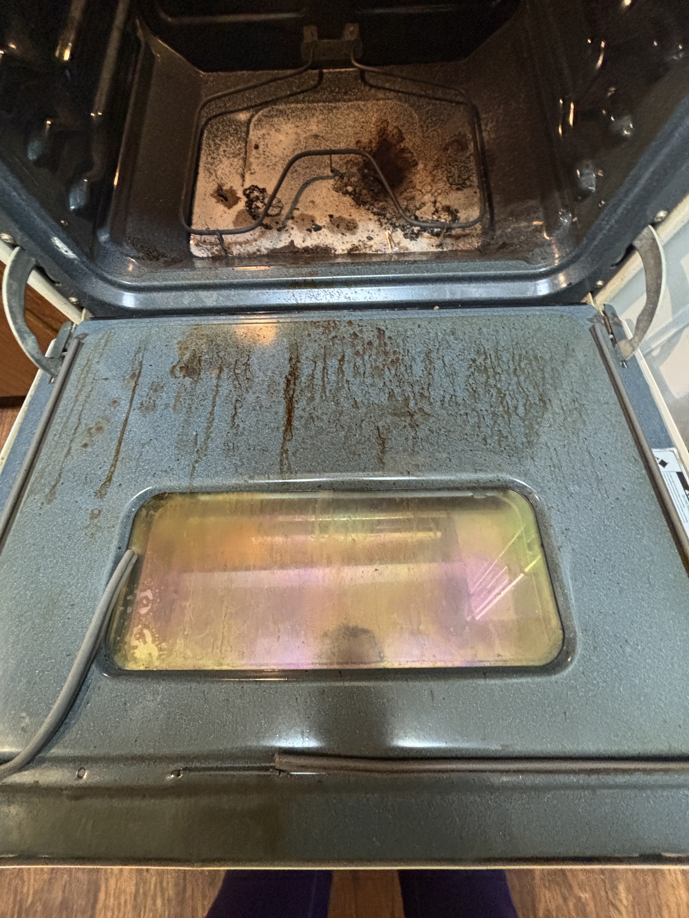 Dirty oven before professional deep cleaning Broken Arrow Oklahoma - Vital Cleaning Services